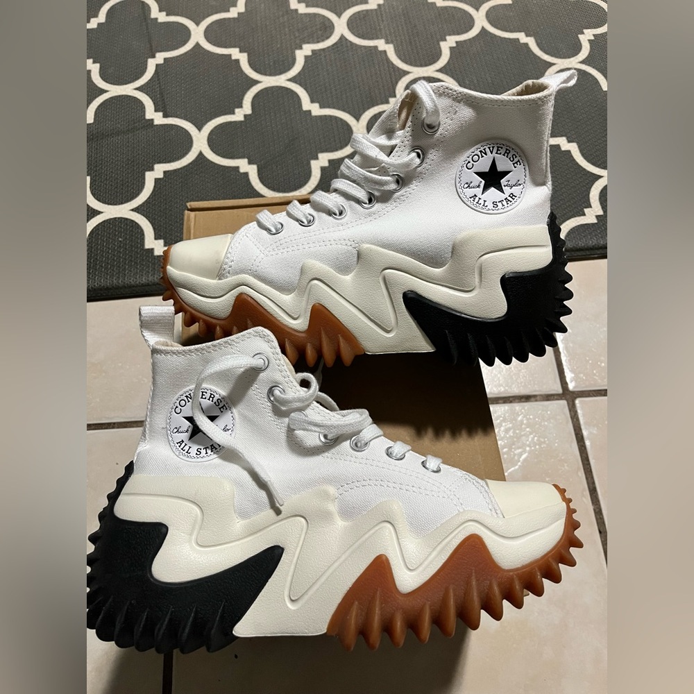 Converse High-Top ZigZag platform Sneakers in Cream Brown Black Women 7